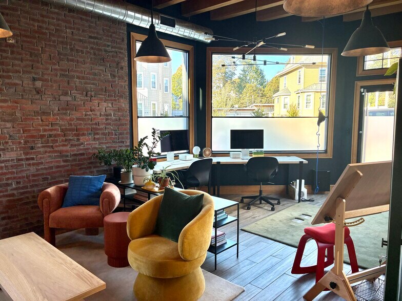 192 Belgrade Ave, Roslindale, MA à vendre - Photo du bâtiment - Image 3 de 20