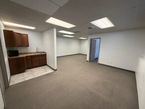 6055 Lehman Dr, Colorado Springs, CO for lease Interior Photo- Image 1 of 7