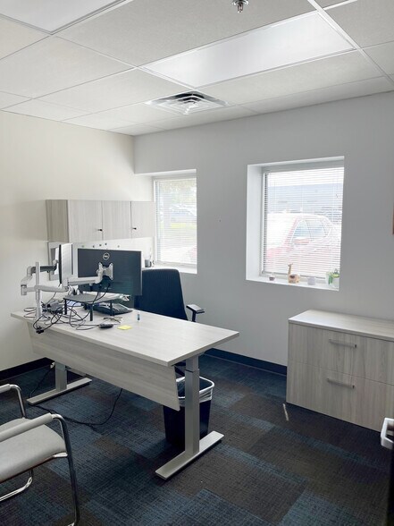 2390 W 104th Ave, Denver, CO à louer - Photo intérieure - Image 2 de 4