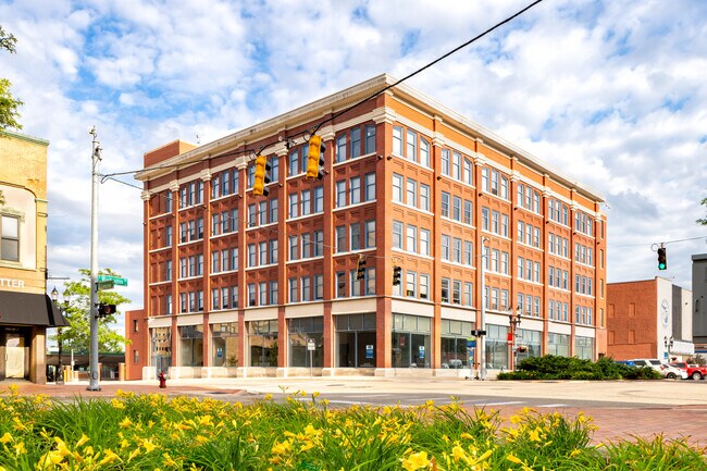 Plus de détails pour 401 S Washington Sq, Lansing, MI - Bureau à louer