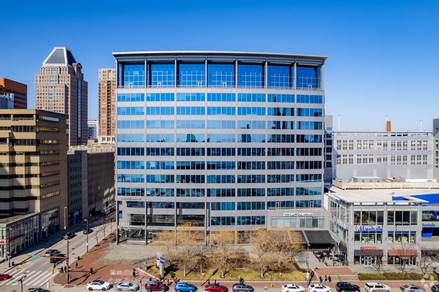 500 E Pratt St, Baltimore, MD à louer - Photo du bâtiment - Image 2 de 9