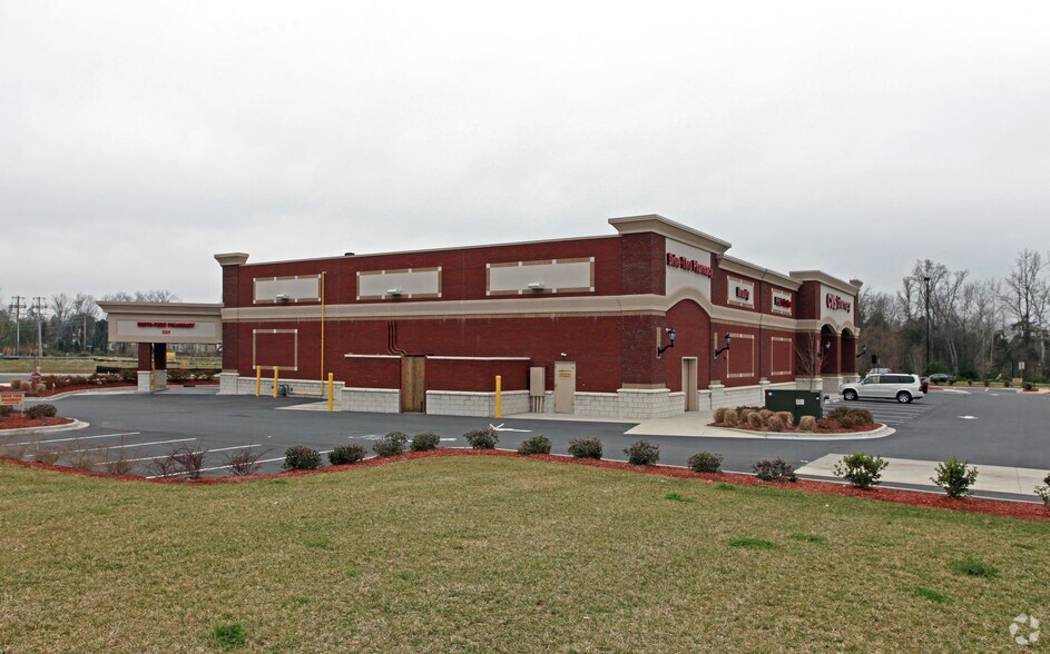 10012 Weiss Way, Waxhaw, NC à vendre - Photo du bâtiment - Image 3 de 5