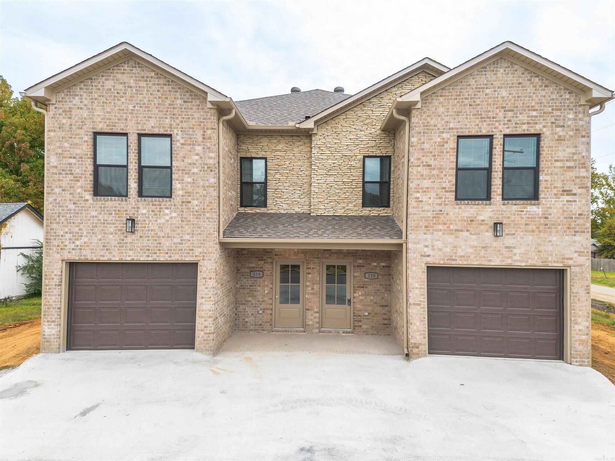 218 & 220 N Elm St, Jacksonville, AR à vendre Photo principale- Image 1 de 2