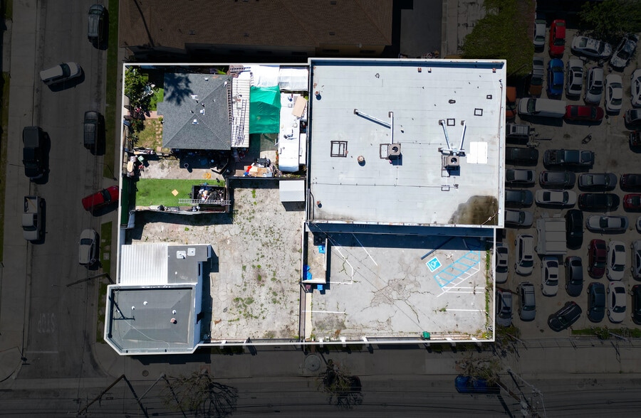 1301-1307 N. Long Beach, Compton 2 lots portfolio of 2 properties for sale on LoopNet.ca - Building Photo - Image 2 of 21