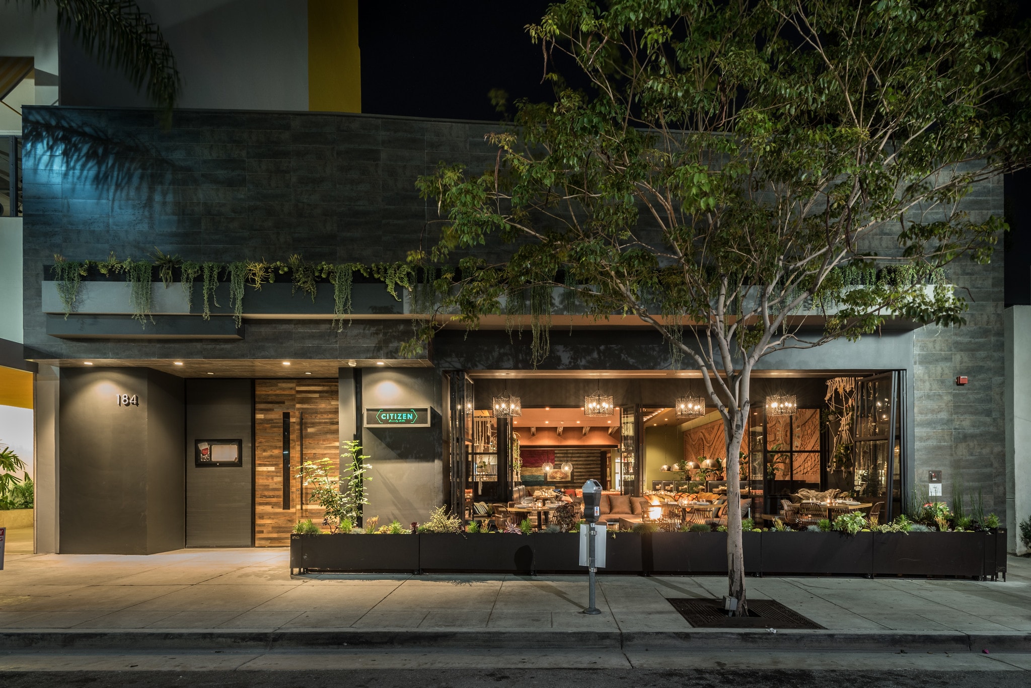 184-188 N Canon Dr, Beverly Hills, CA for lease Building Photo- Image 1 of 13