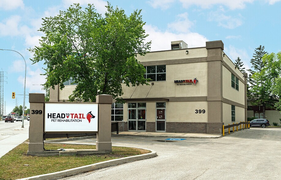 399 Pembina Hwy, Winnipeg, MB à louer - Photo du bâtiment - Image 2 de 7