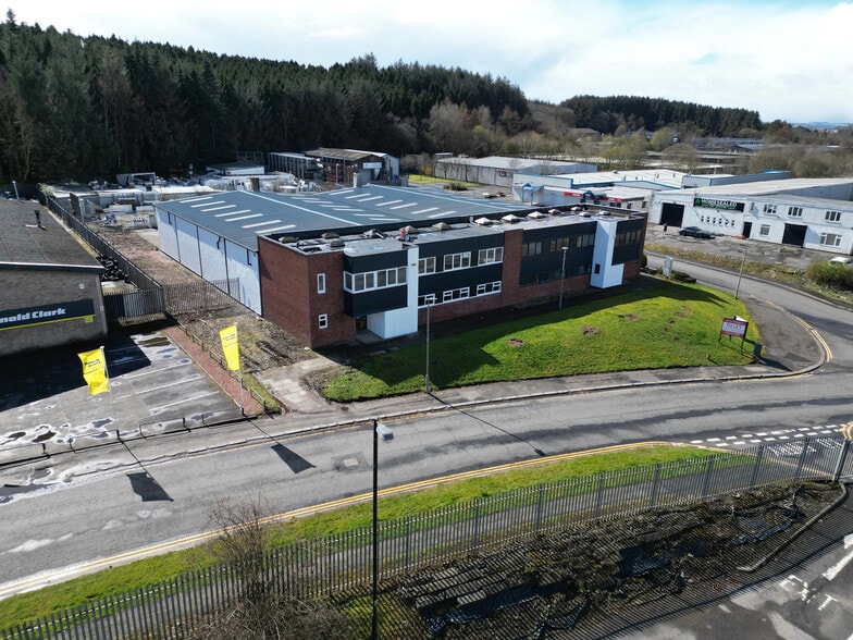 1-3 Rennie Pl, East Kilbride for lease - Building Photo - Image 3 of 12