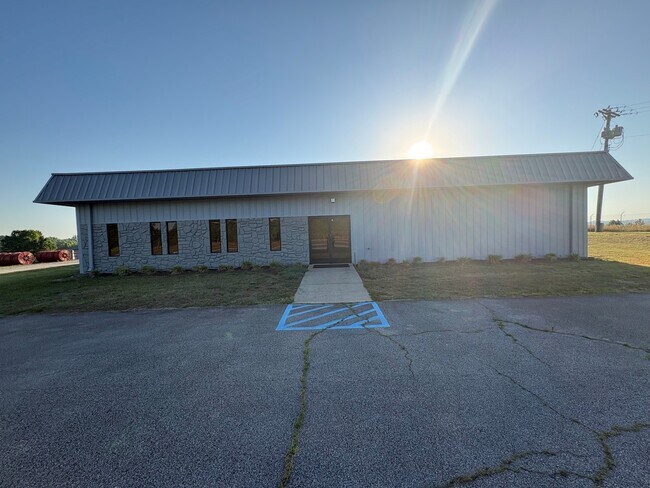 Plus de détails pour 253 Lawless Creek Rd, Blairs, VA - Bureau, Industriel à louer
