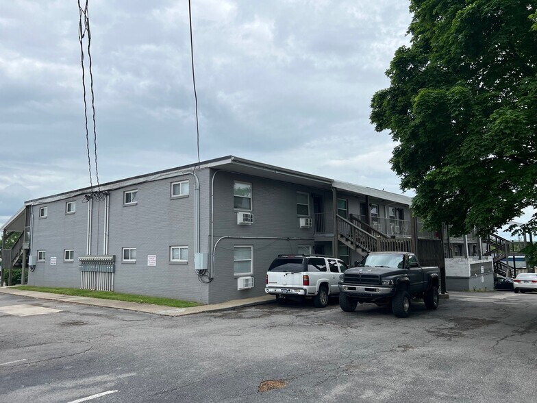 806 N Cumberland St, Lebanon, TN à vendre - Photo du bâtiment - Image 2 de 8