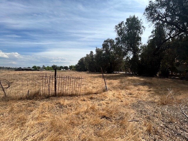 11139 Laurel Ave, Bloomington, CA à vendre - Autre - Image 3 de 5