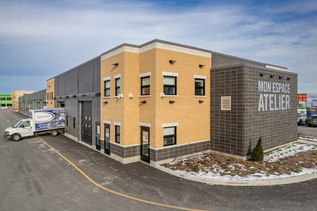 More details for 3350 Rue de l'Aéroport, Mascouche, QC - Office for Lease