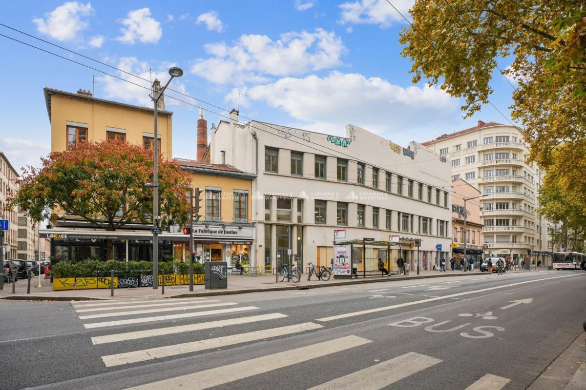 39 Avenue Jean Jaurès, Lyon for sale Building Photo- Image 1 of 28