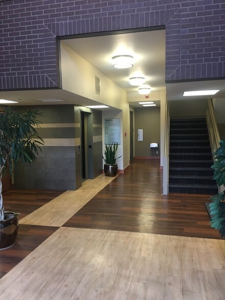 2900 S College Ave, Fort Collins, CO à louer - Photo intérieure - Image 2 de 2