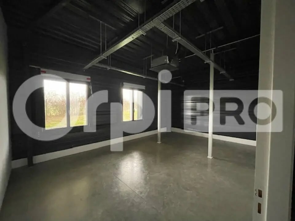 Flex in Bourg-en-Bresse for sale Interior Photo- Image 1 of 9