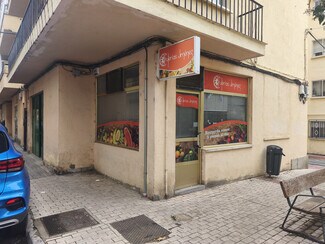 Plus de détails pour Multi-résidentiel à vendre