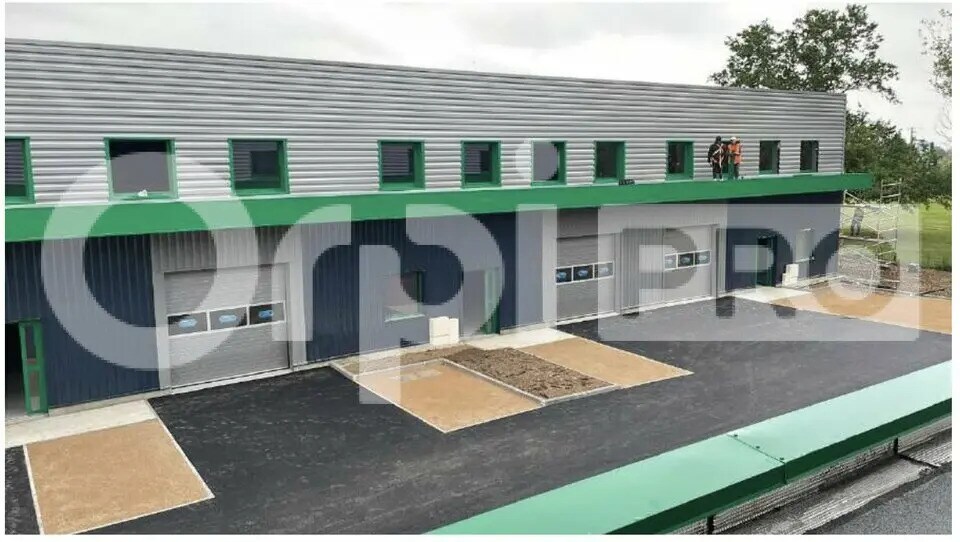 Flex dans Tignieu-Jameyzieu à louer - Photo du bâtiment - Image 3 de 6