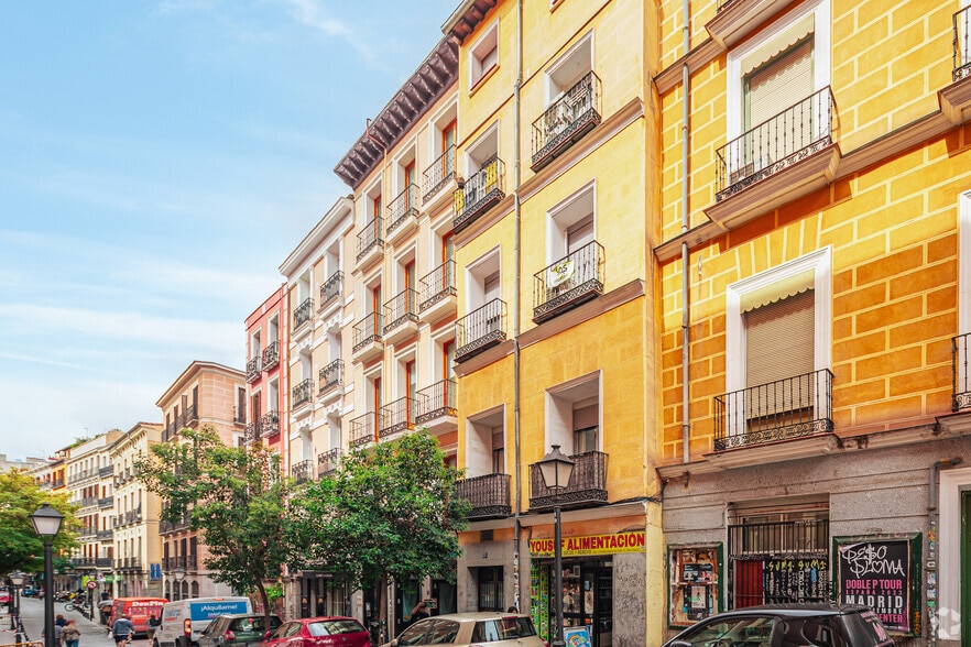 Retail in Madrid, Madrid for lease - Building Photo - Image 3 of 5