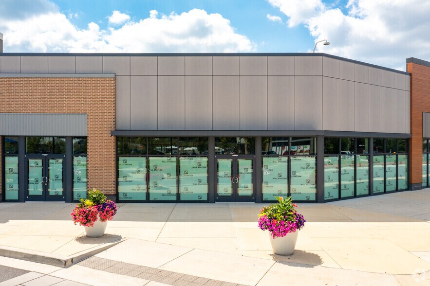 10300 Mill Run Cir, Owings Mills, MD à louer - Photo du bâtiment - Image 3 de 20