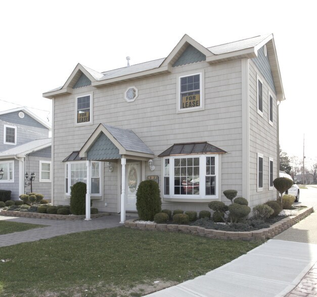 328 Maple Pl, Keyport, NJ for sale - Primary Photo - Image 1 of 1