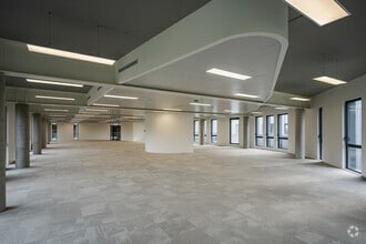 Rue Sans Souci, Limonest for lease Interior Photo- Image 2 of 6
