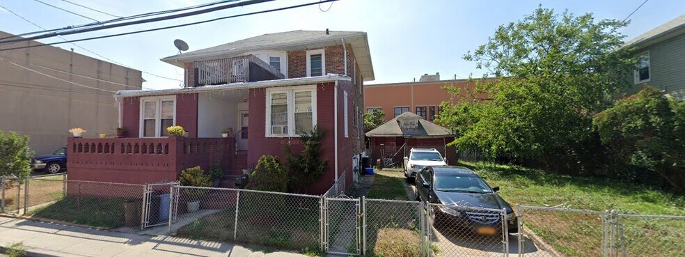 Beach 27th Street & 44th Street Queens portefeuille de 6 propriétés à vendre sur LoopNet.ca - Photo du bâtiment - Image 1 de 5