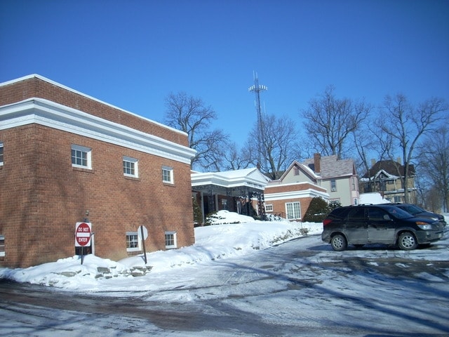 120 Sturges Ave, Mansfield, OH à vendre - Photo du bâtiment - Image 1 de 49