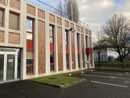 Industriel dans Éragny à louer Photo du bâtiment- Image 1 de 17