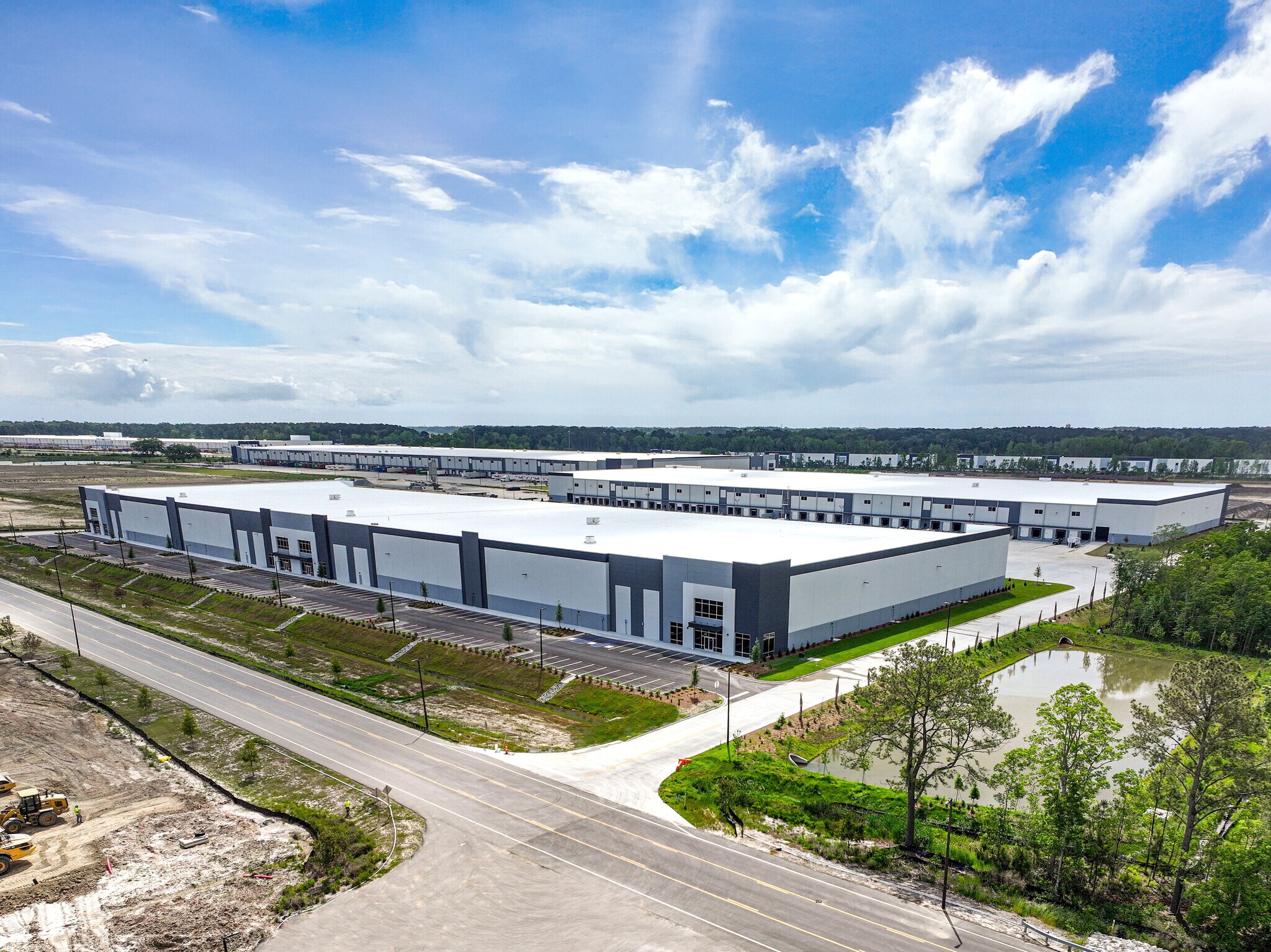 Warehouse Dr, Savannah, GA for lease Building Photo- Image 1 of 3