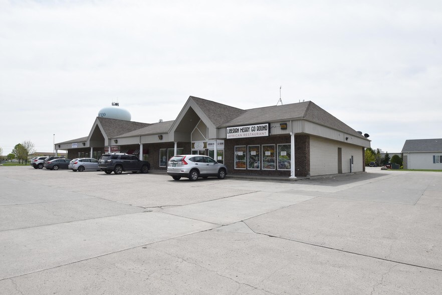 855 45th St S, Fargo, ND à vendre - Photo principale - Image 3 de 3