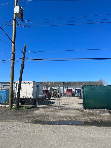 222 Arlington Ave, Staten Island, NY à louer - Photo du bâtiment - Image 2 de 8
