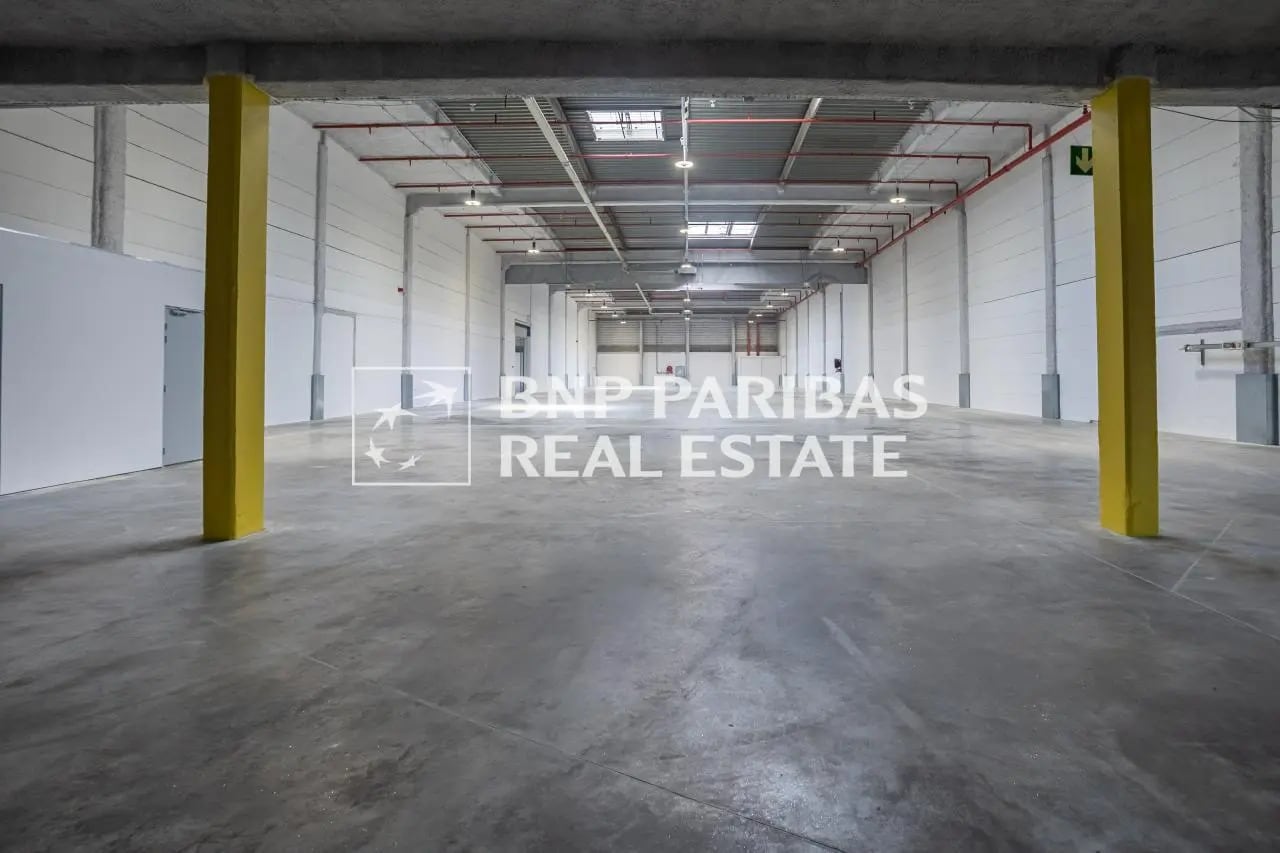 Flex in Rosny-sous-Bois for lease Interior Photo- Image 1 of 11