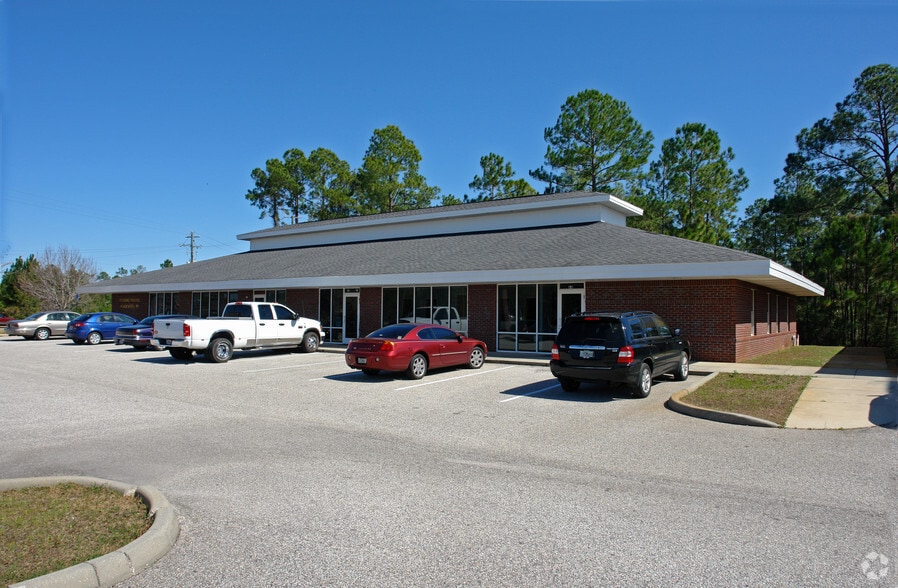 12385 Sorrento Rd, Pensacola, FL for lease - Building Photo - Image 2 of 22
