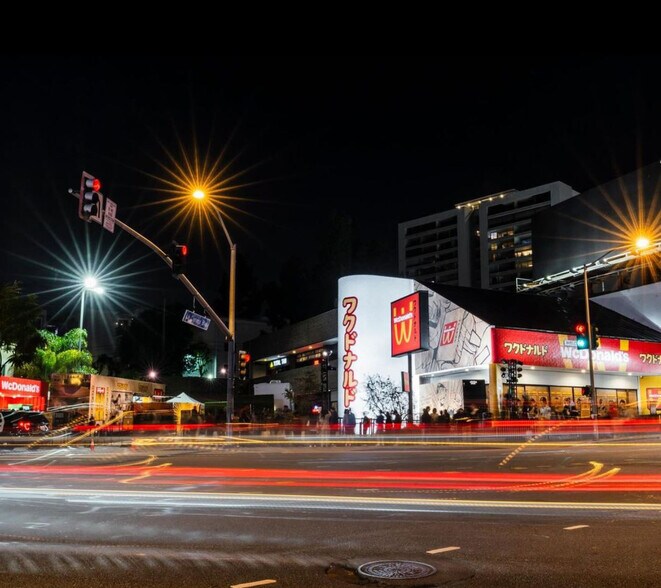 8505 Santa Monica Blvd, West Hollywood, CA à louer - Photo du bâtiment - Image 1 de 4