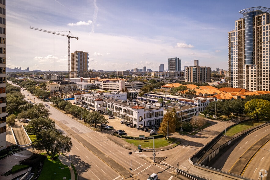 510-550 Waugh Dr, Houston, TX for lease - Aerial - Image 3 of 3