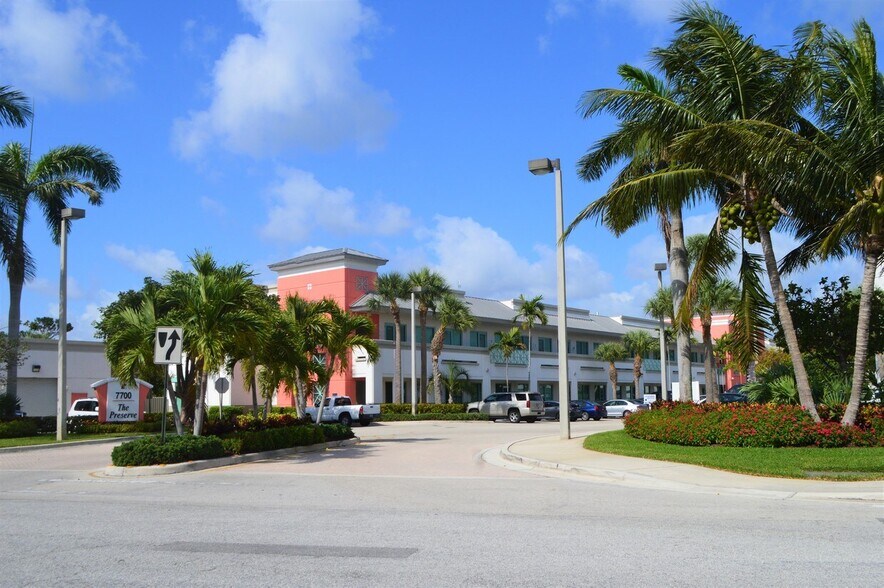 7700 Congress Ave, Boca Raton, FL à louer - Photo du bâtiment - Image 2 de 28