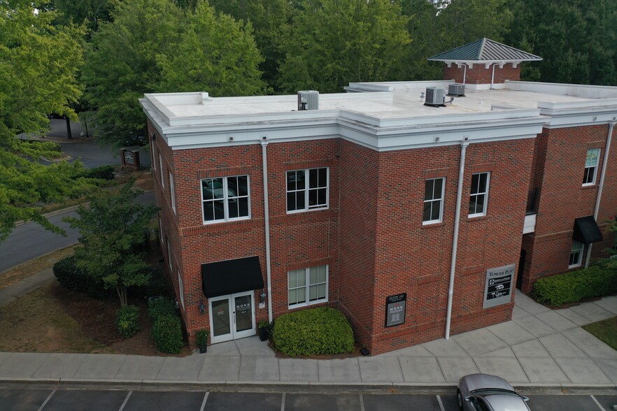 1701 First Baxter Crossing, Fort Mill, SC for lease - Building Photo - Image 1 of 6