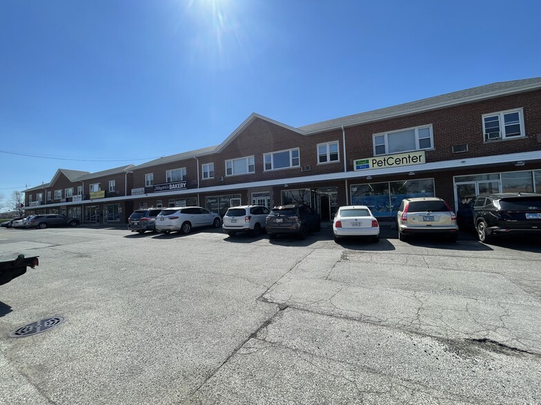 7701–7757 W Lawrence Avenue, Norridge, IL à vendre - Photo du bâtiment - Image 3 de 23