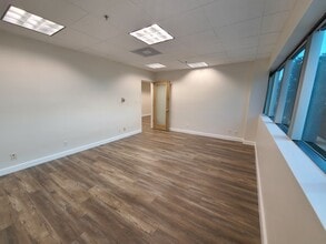 9025 Wilshire Blvd, Beverly Hills, CA à louer Photo intérieure- Image 2 de 5