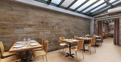 227 Front St, New York, NY for lease Interior Photo- Image 2 of 7