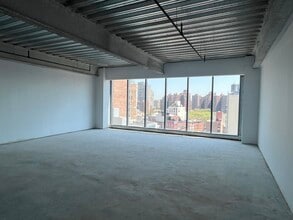 100 E Broadway, New York, NY for lease Interior Photo- Image 1 of 2