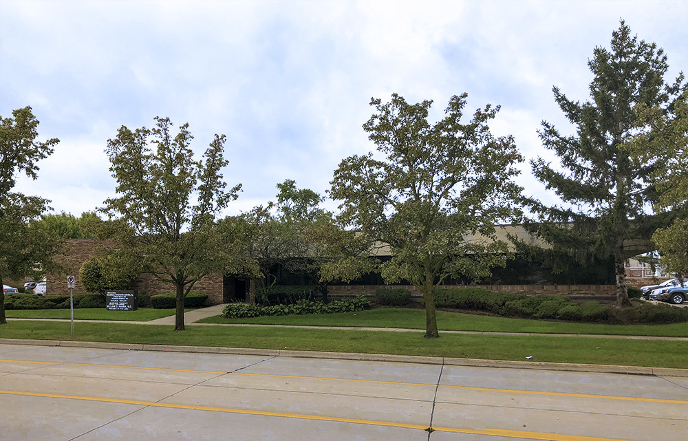 25869 Kelly Rd, Roseville, MI for lease Building Photo- Image 1 of 3