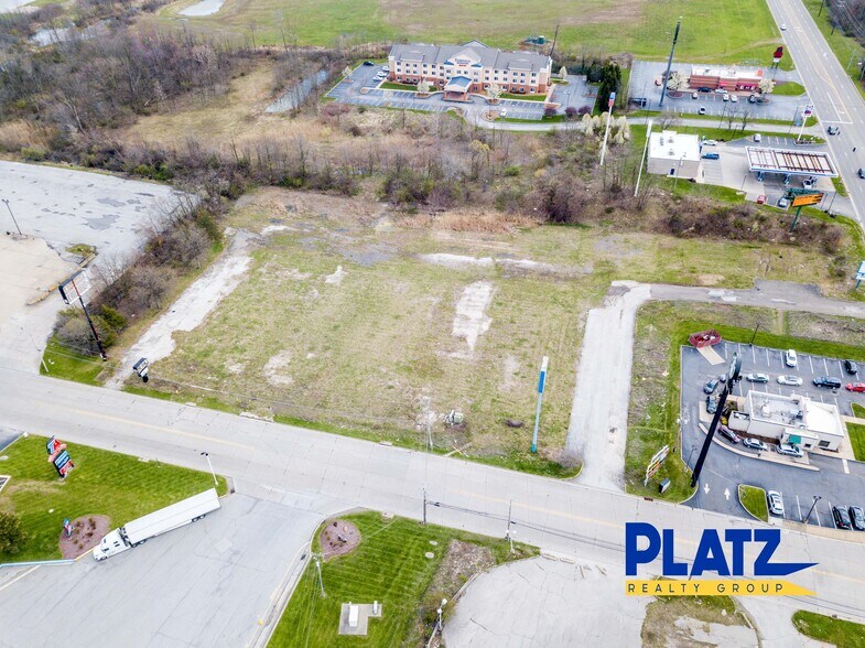 5431 SEVENTY SIX Dr, Youngstown, OH for lease - Building Photo - Image 2 of 5