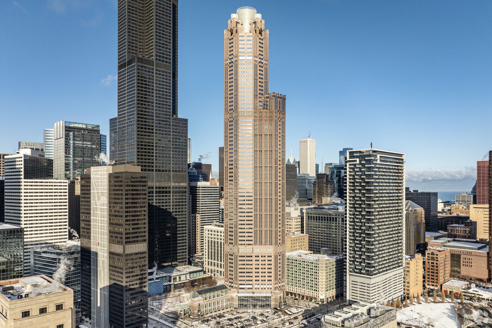 311 S Wacker Dr, Chicago, IL for lease Primary Photo- Image 1 of 25