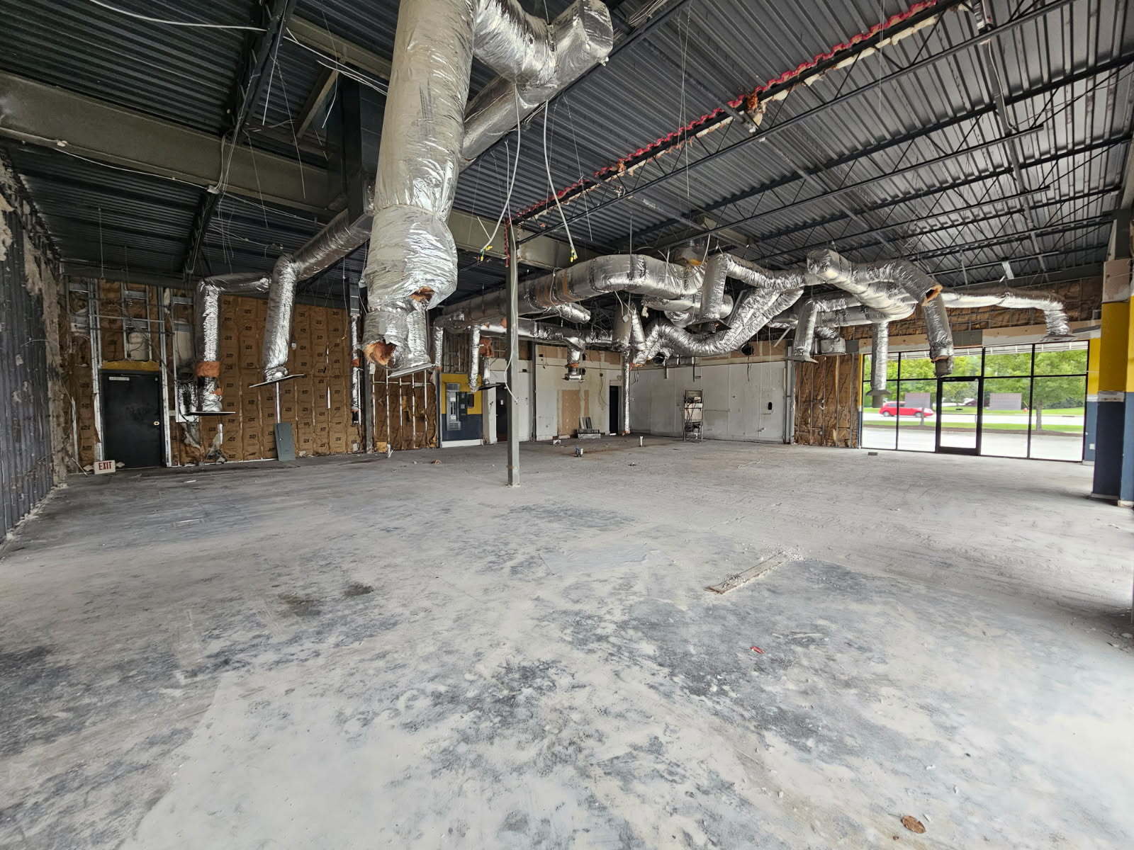 409 Western Blvd, Jacksonville, NC for lease Interior Photo- Image 1 of 4