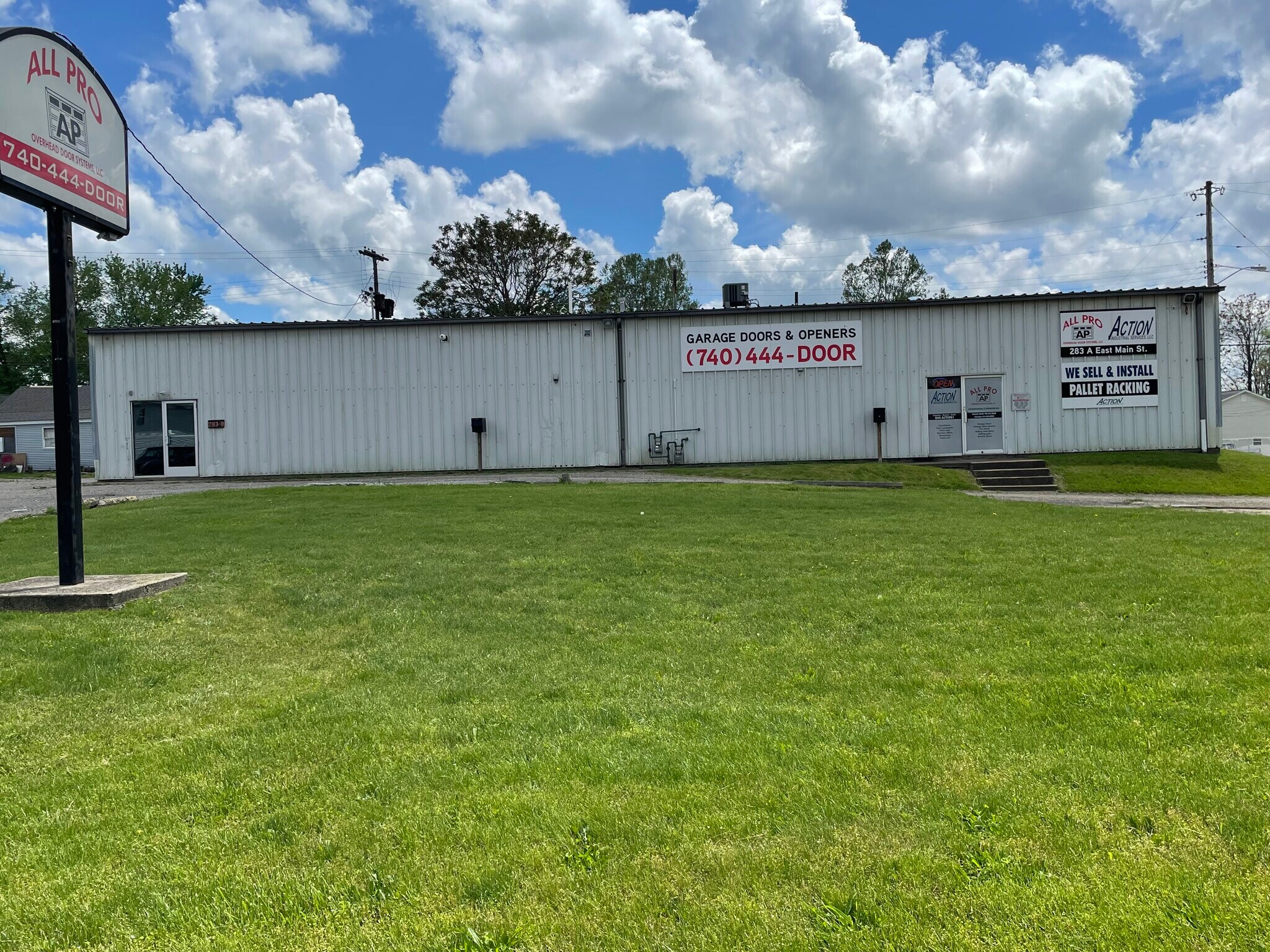 283 E Main St, Newark, OH à louer Photo du bâtiment- Image 1 de 9