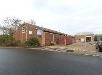 Plus de détails pour 81-83 Cutlers Rd, South Woodham Ferrers - Industriel à louer