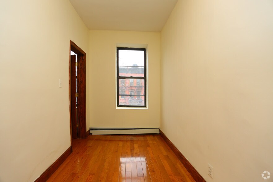 354 E 116th St, New York, NY à louer - Photo du bâtiment - Image 2 de 20