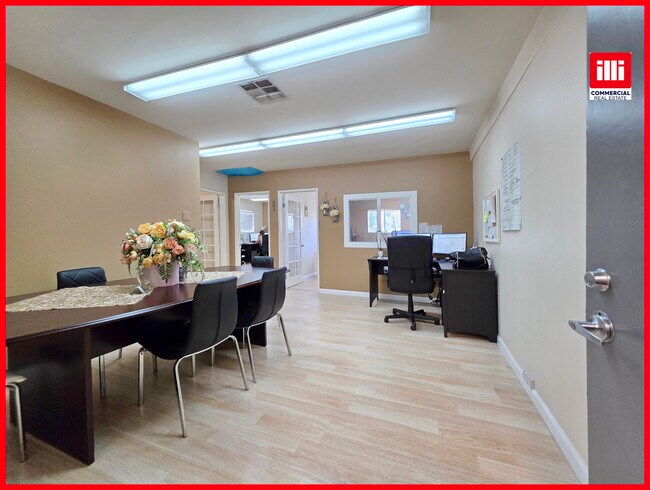 More details for 17018-17056 Devonshire St, Northridge, CA - Office for Lease