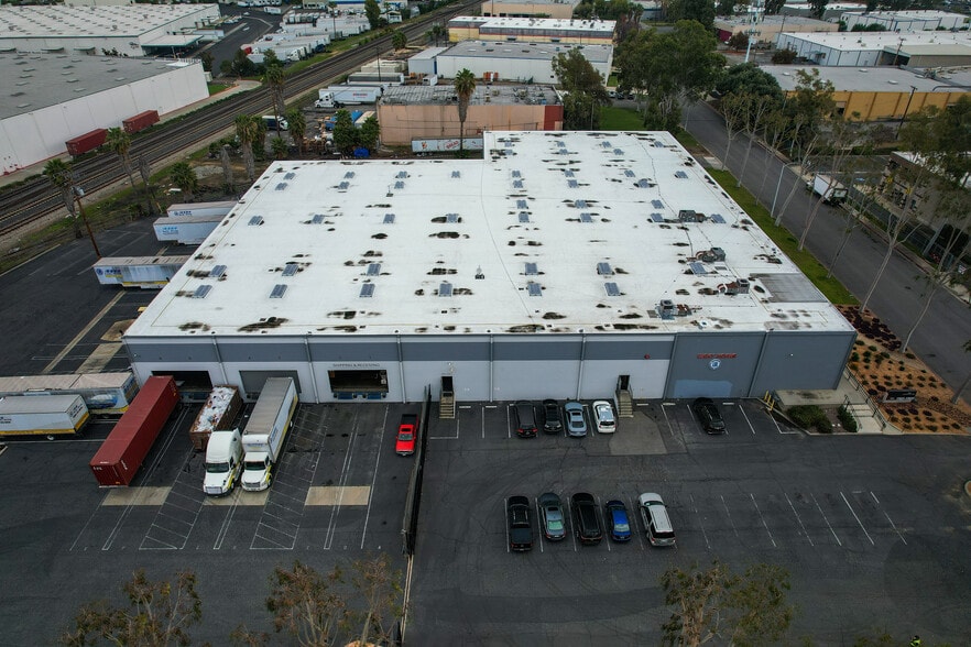 17031-17037 E Green Dr, City of Industry, CA à vendre - Photo du bâtiment - Image 3 de 16