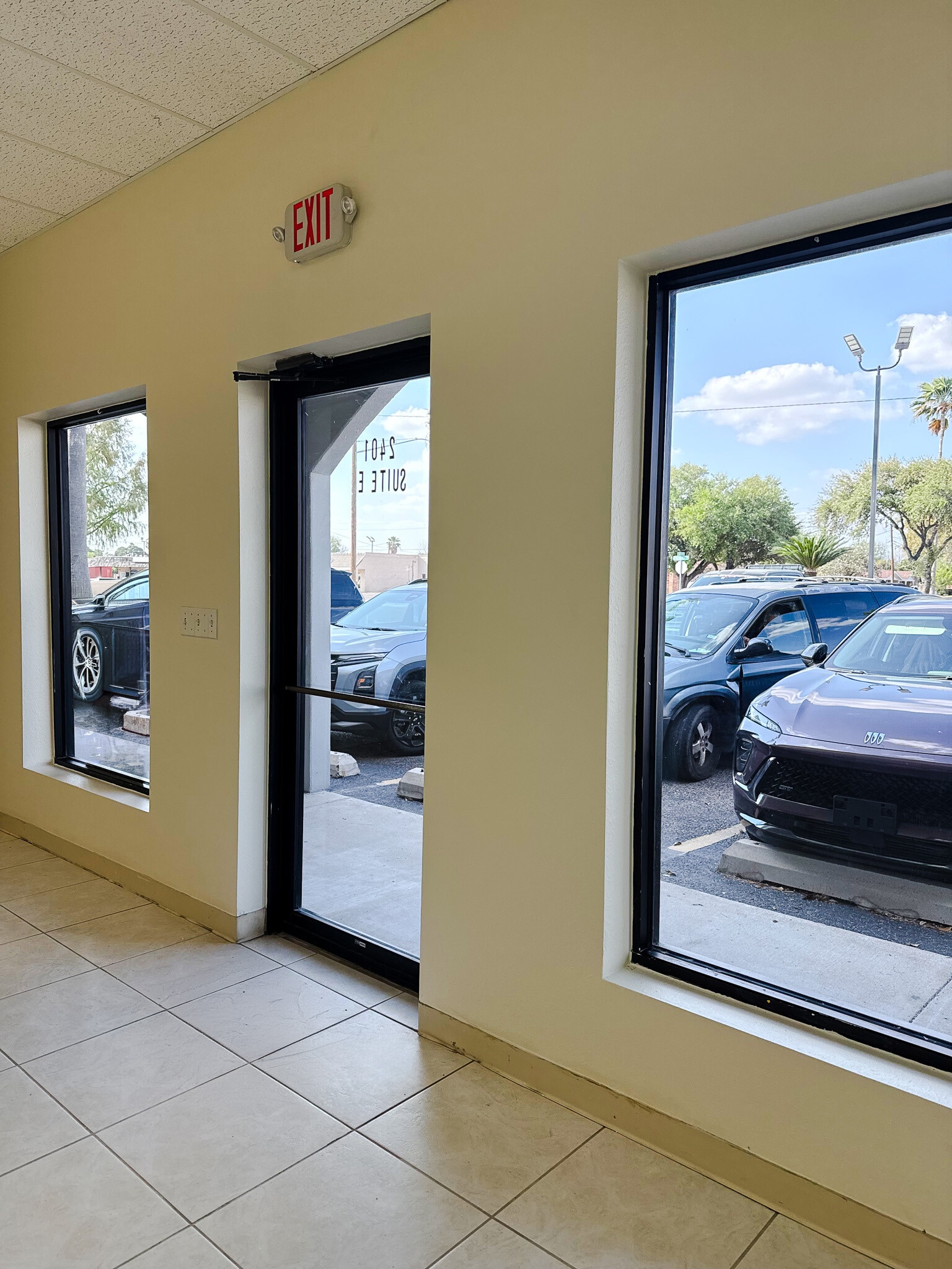 2401 Pecan, McAllen, TX for lease Interior Photo- Image 1 of 5